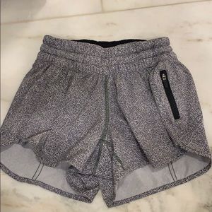 Lulu tracker shirt V 4”, size 4, color is grey